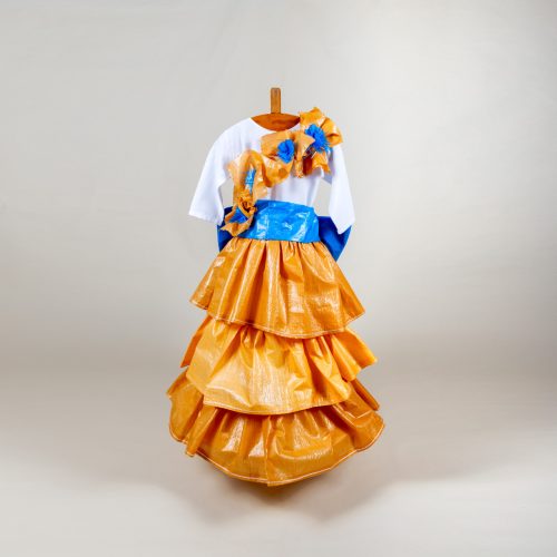 traje-85